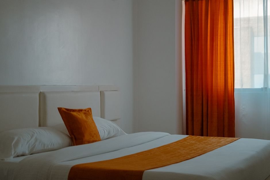 Mid-Range Hotels